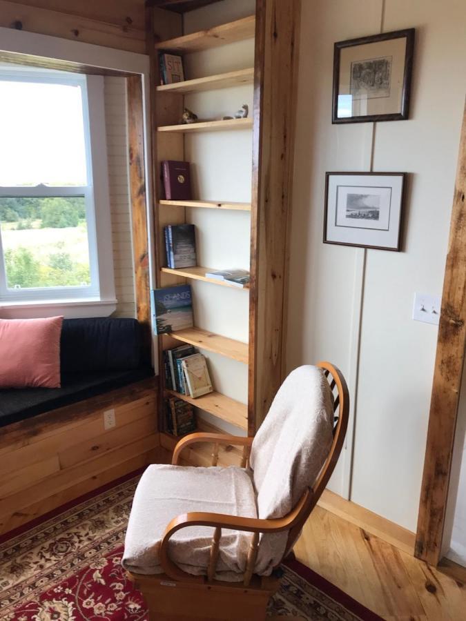 Maregold Centre - Juniper Cabin And Rose Cabin Victoria Beach Екстериор снимка